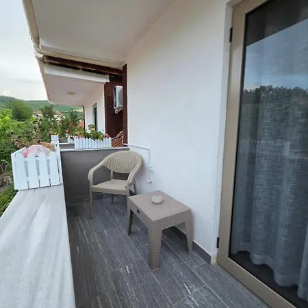 L&d Garden House